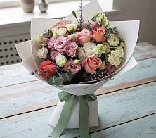 Букет цветов из:  Розы, Лизиантусы и Гвоздики #REPLACE_PRED# Краснодаре